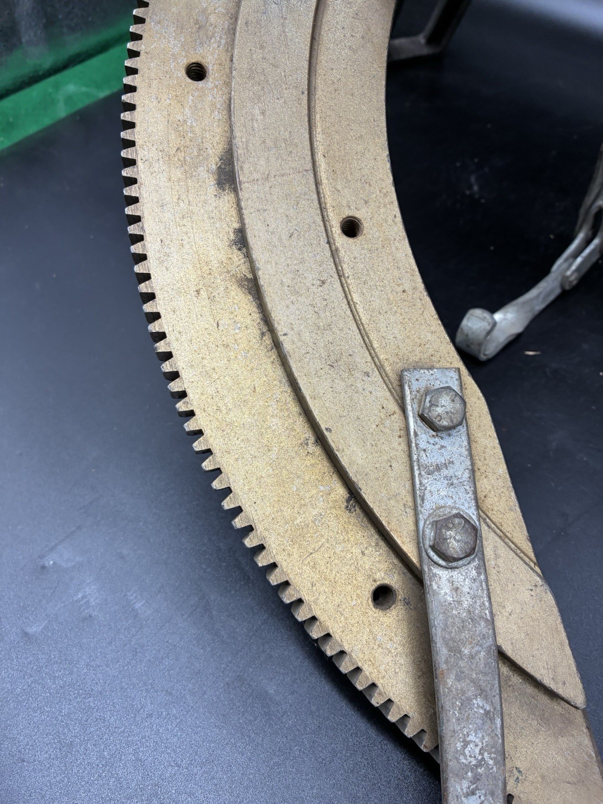 H&M PIPE BEVELING SADDLE TYPE BEVELING MACHINE 12″ Max Capacity C12