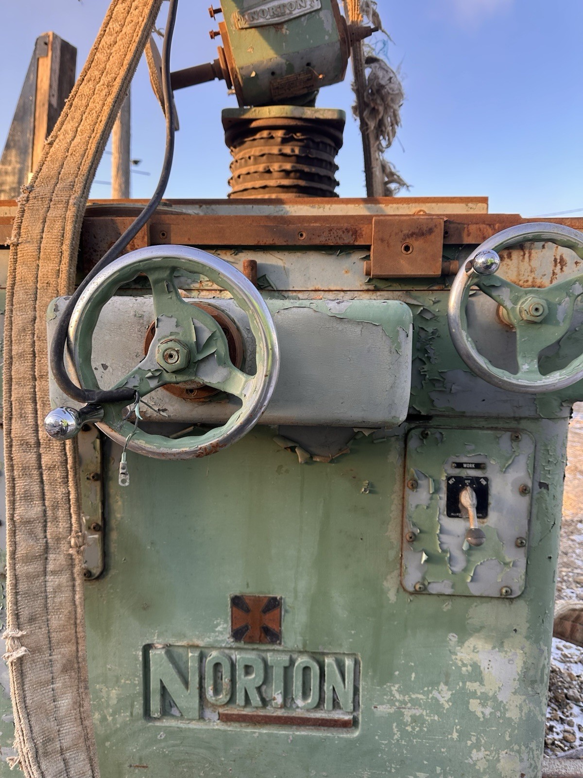 Norton Surface Grinder Used In Good Working Condition With A lot Of Attachments