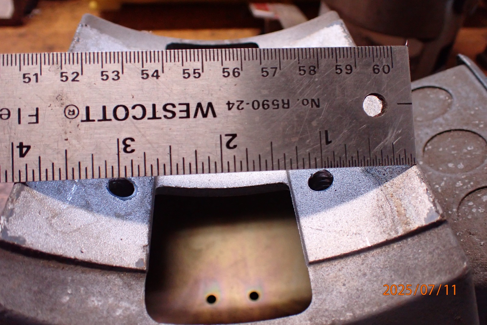 BALDOR MODEL 500 TOOL GRINDER BASE CASTING