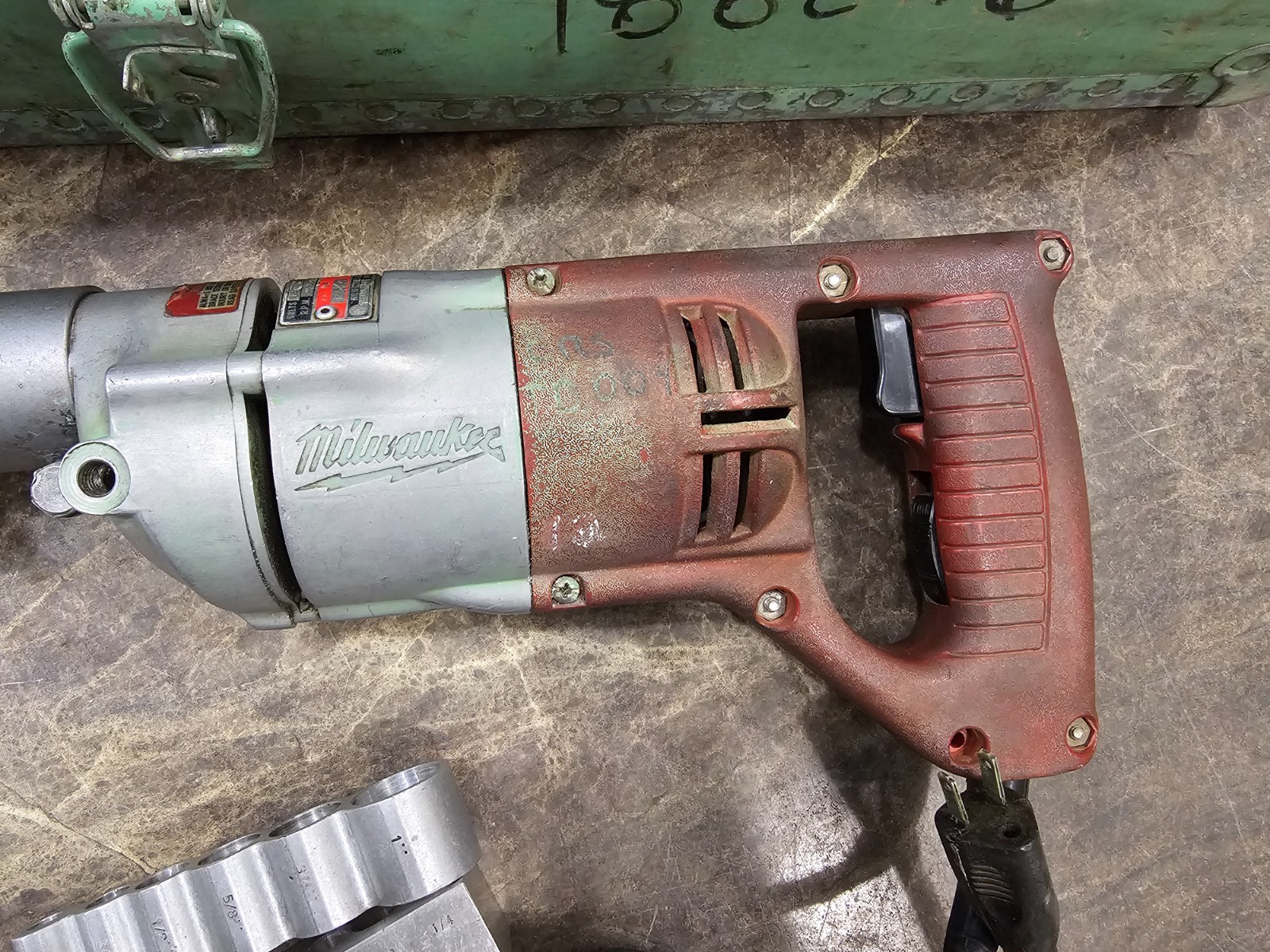 T-Drill T-50 Corded Copper Pipe Notcher Forming kit With 7 Bits GUC -Milwaukee