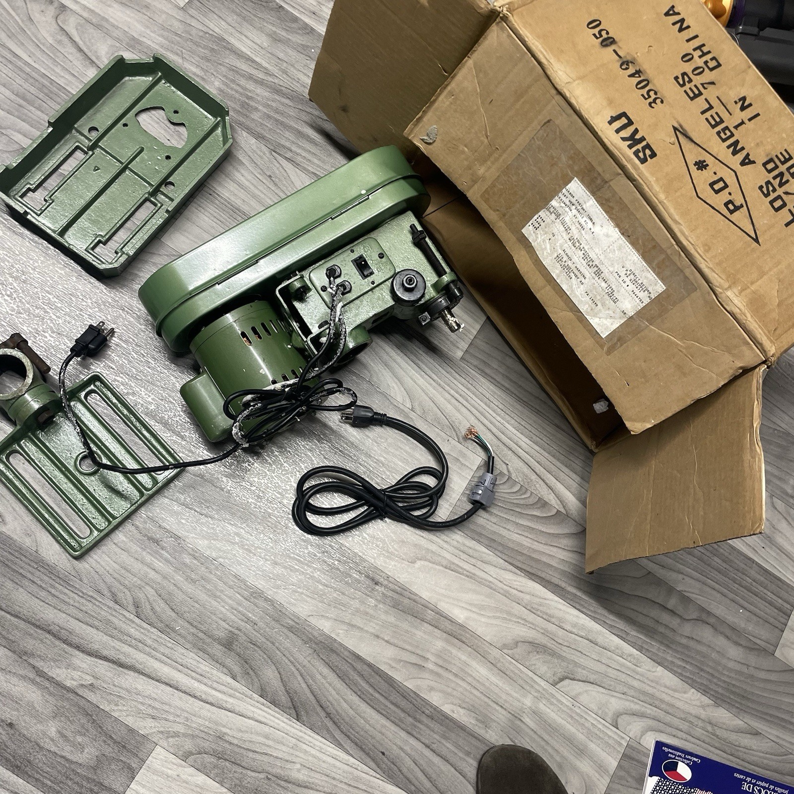 Central Machinery Drill Press, Model S-5901, 1/3HP, 1420RPM, 110 Volt As Shown