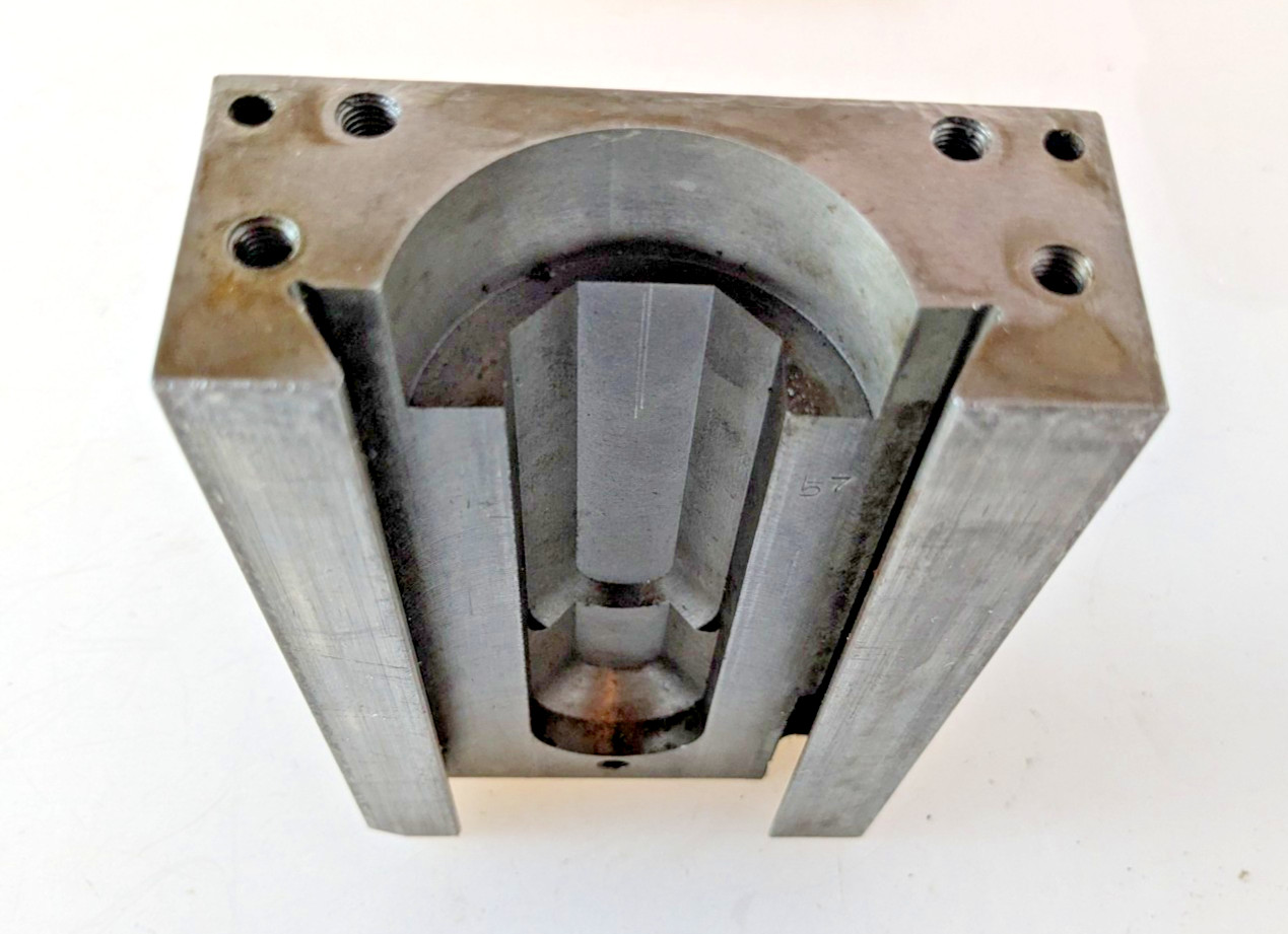 Hardinge HLV-H TFB-H Compound Rest Top Slide Casting Needs to Be Repaired As-Is
