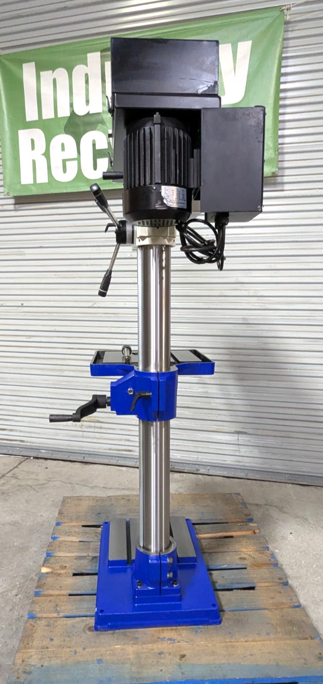 Vectrax 20" Variable Speed Drill Press 3MT 1HP 115V RF-19V *Scratch &a
