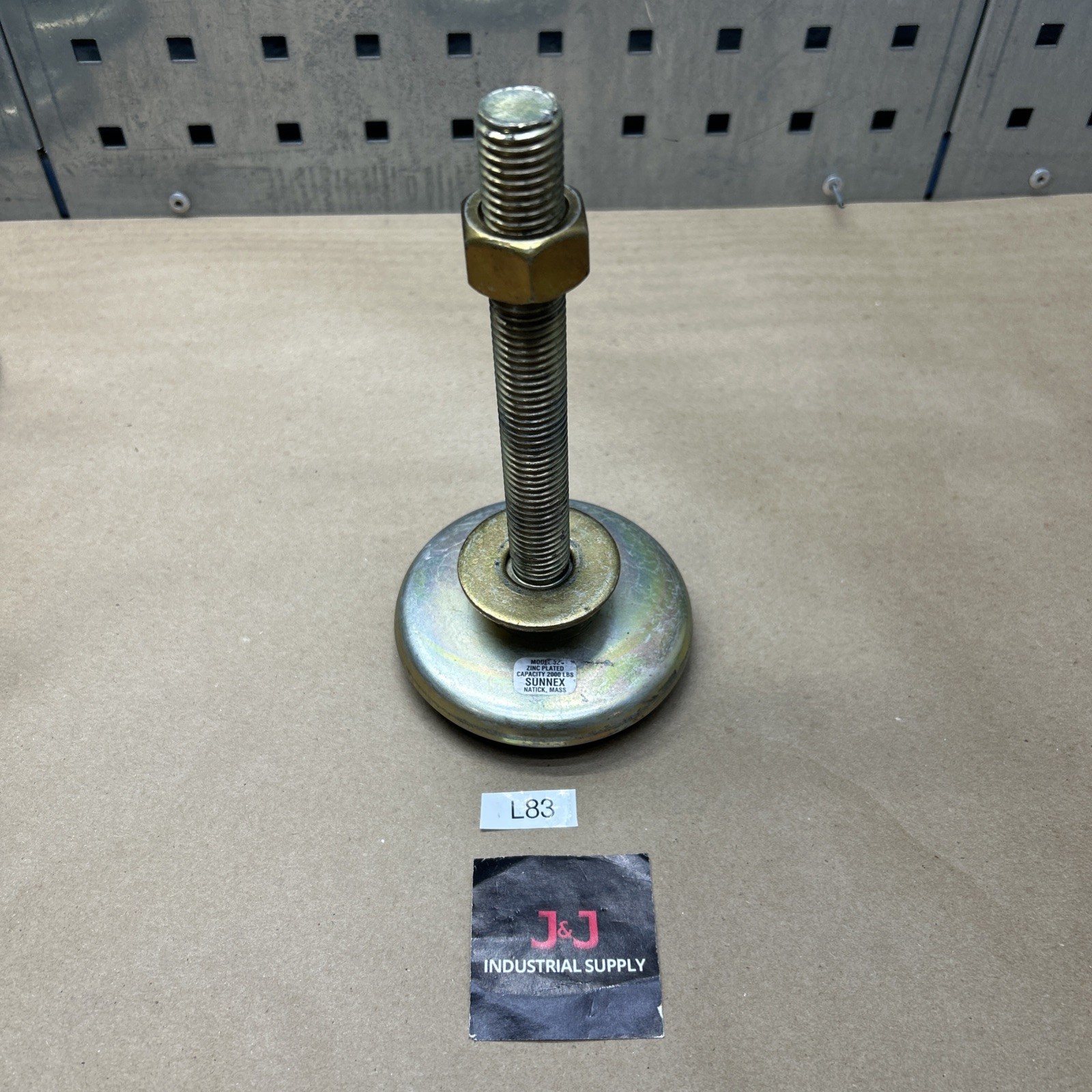 Sunnex Model 32 Leveler Leg 2000 LB Capacity Rubber Pad=3.5 In. Stem=6 In.