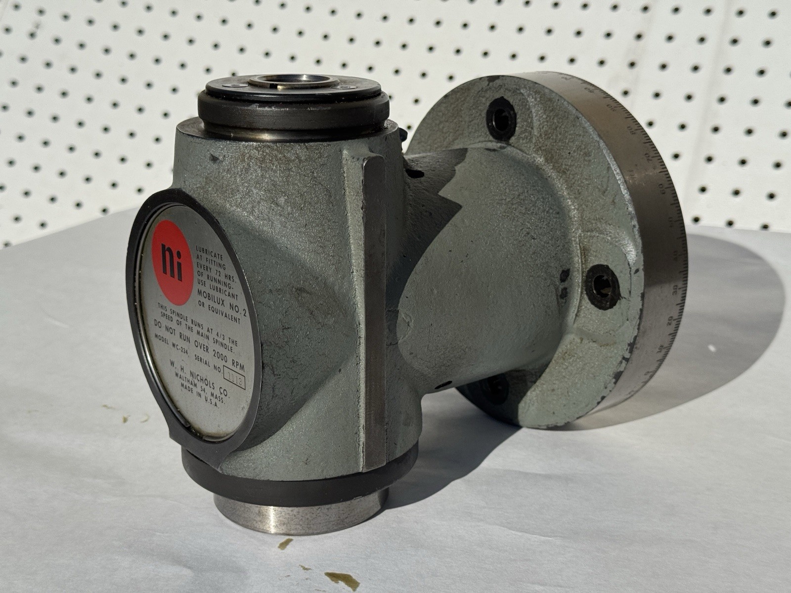 W. H. Nichols Co. Vertical Milling Attachment 40 Taper NOS