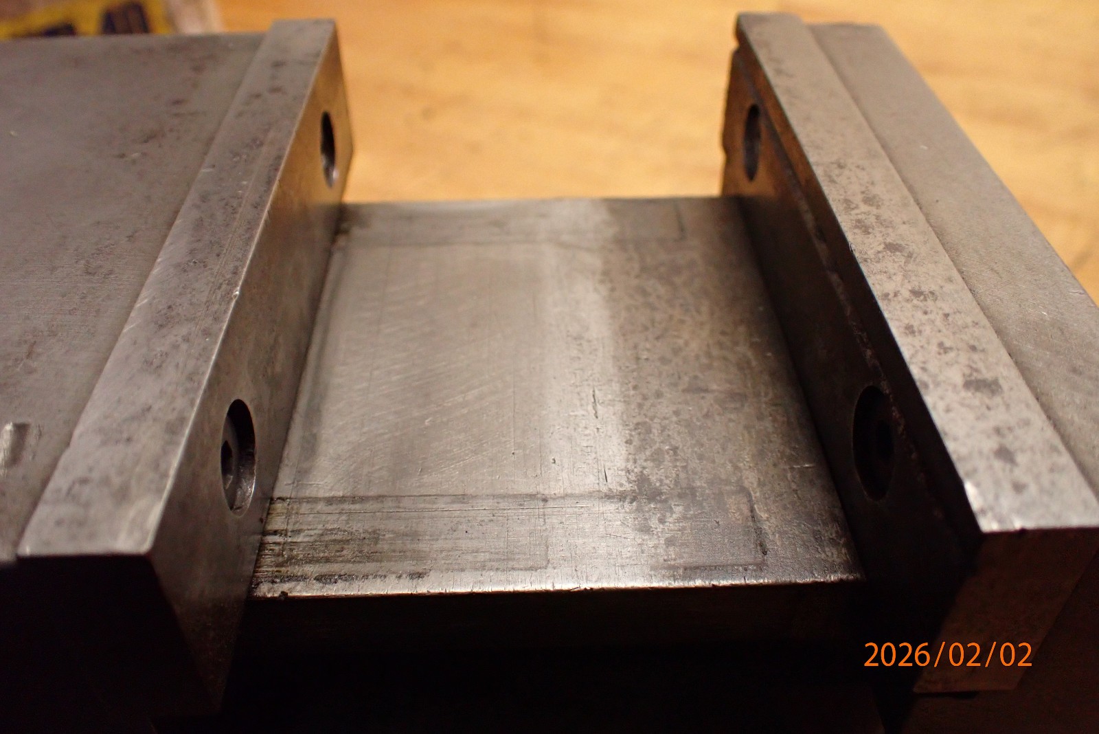 OLDER SMALL MILLING OR GRINDING GRINDER VISE W/ SWIVEL BASE CASTING