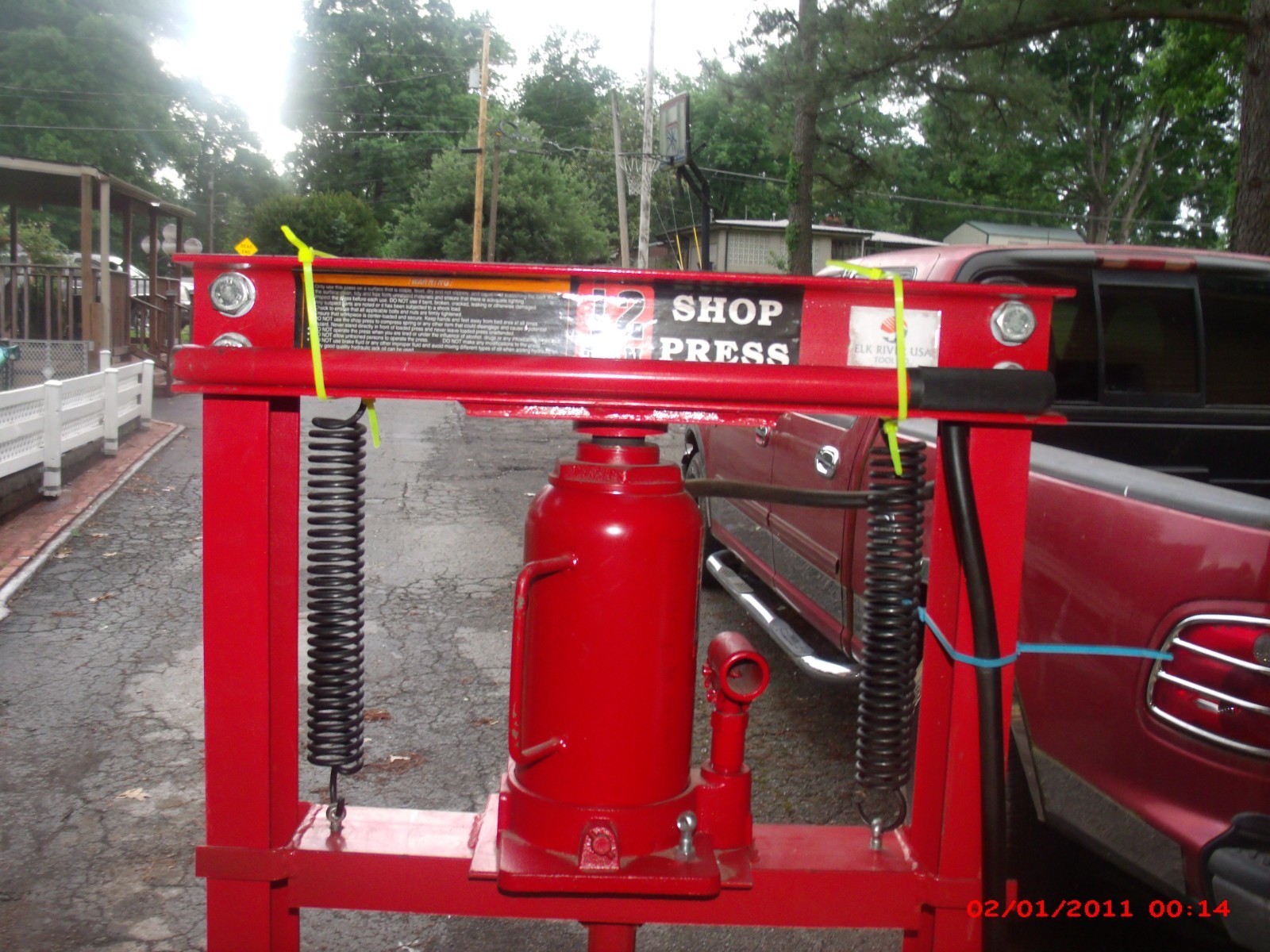 New 20 Ton Torins Big Red Air/Hydrolic H-Frame Heavy Duty shop press