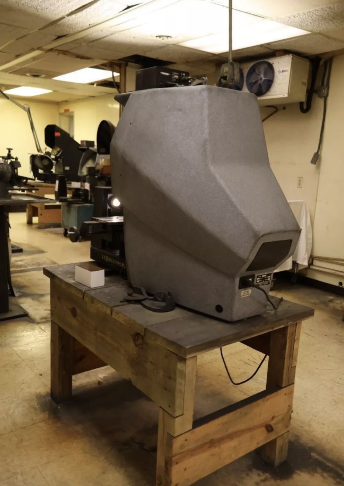 14″ Scherr-Tumico 20-3500, 1996, QC 2000 DRO, SURF. ILL. OPTICAL COMPARATOR, CH