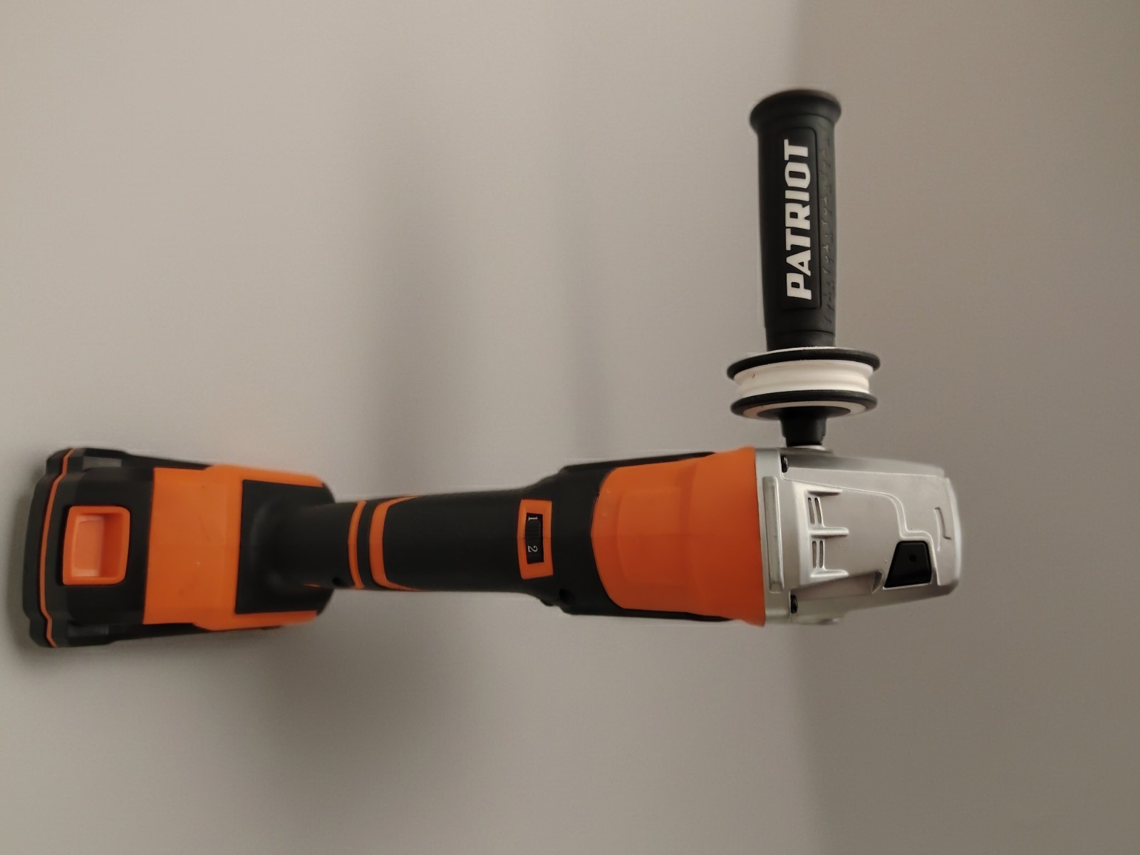 4.5 Inch Grinder and Polisher with Variable Speed with 6 Speeds M14 Thread 230V