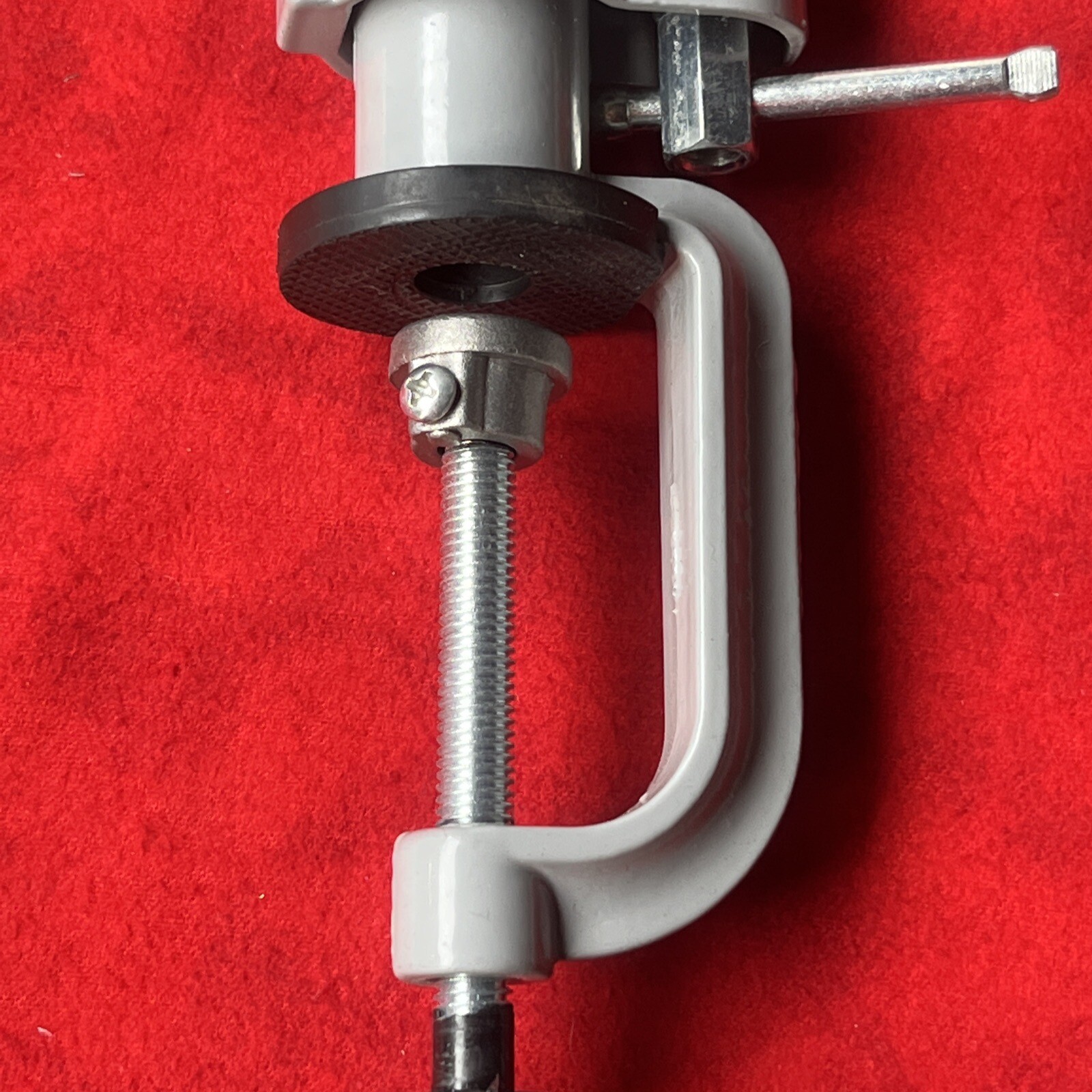 ALUMINUM VISE FOR ELECTRIC GRINGER (UNBRANDED) (t37)