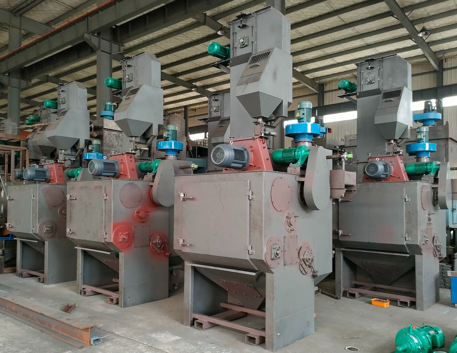 5 Cubic Foot Rubber Belt Tumble Shot Blast Machine “System” with Dust Collector