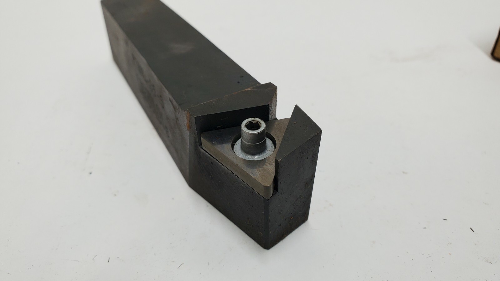 CARBOLOY CARB-O-LOCK PTBNL-85-5 TOOL HOLDER WITH CARBIDE INSERT, TURNING, LATHE
