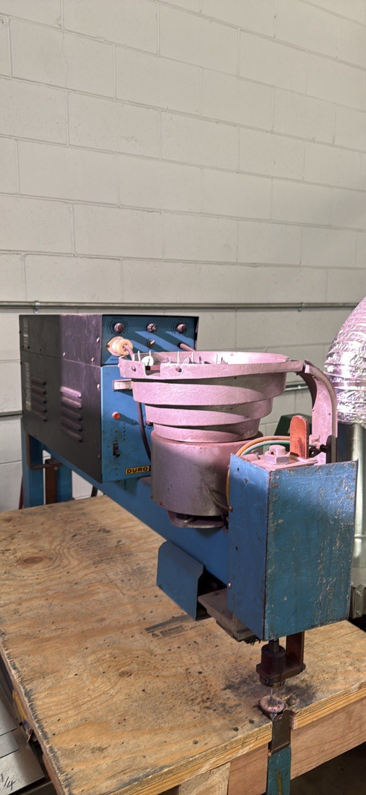 Duro Dyne Pinspotter FG-1 Vibratory Finishing Machine Deburring 220V