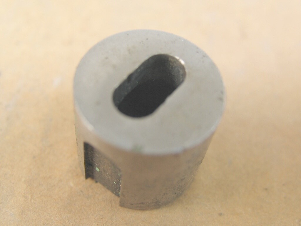 One UNIPUNCH Obrund Punch, Die + Collar set (0.224 x 0.414) (Lot B9)