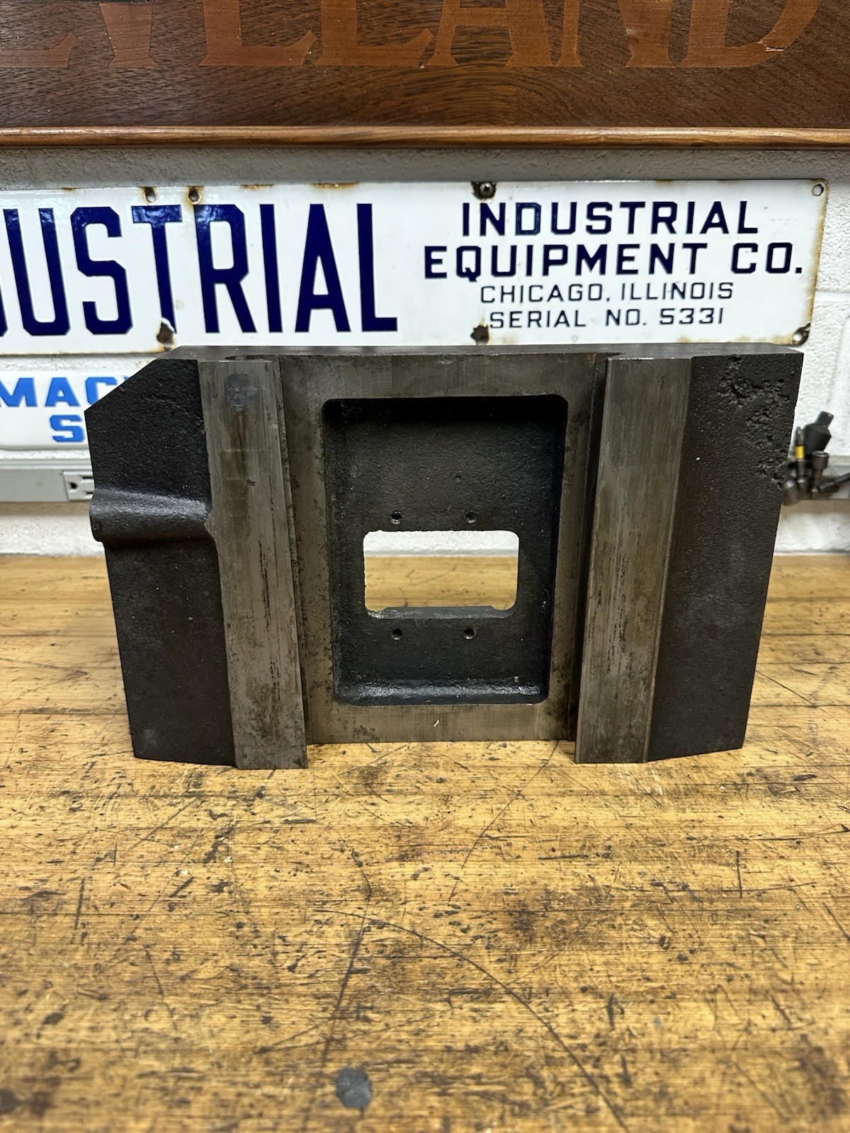 Rockwell 21-100 Milling Machine Cross Feed Casting