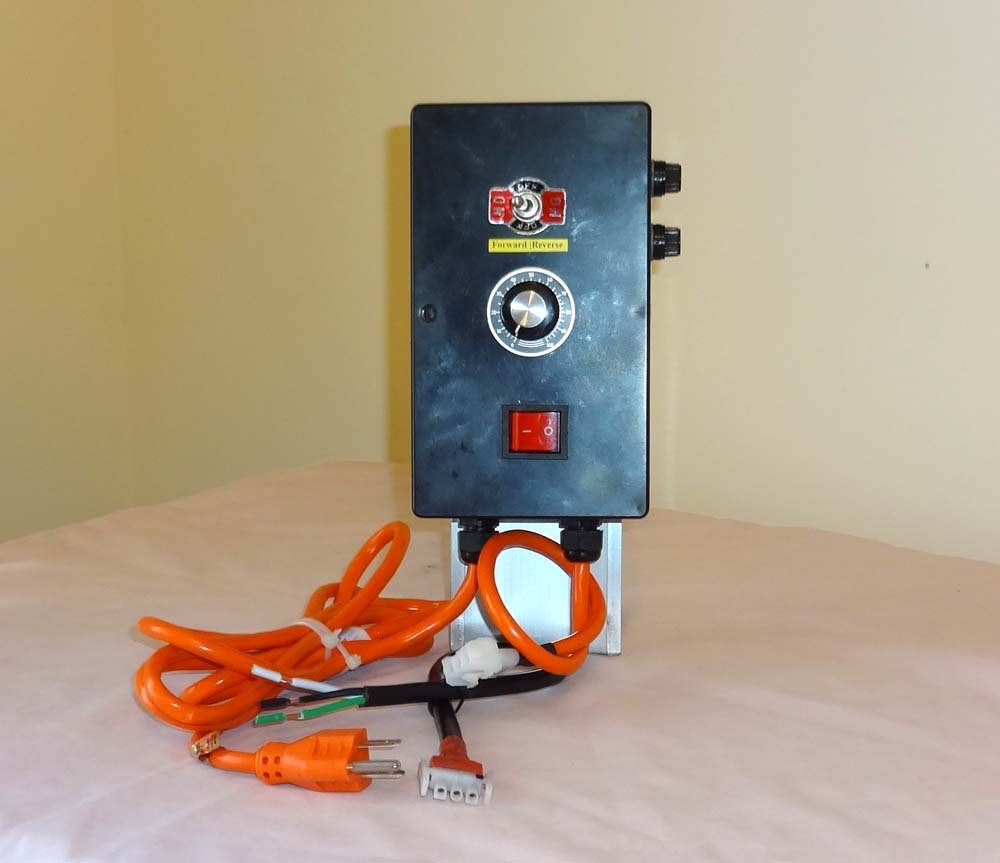 Variable Speed Control Kit. Forw/Reverse. Maximum 1 hp/90VDCmotor