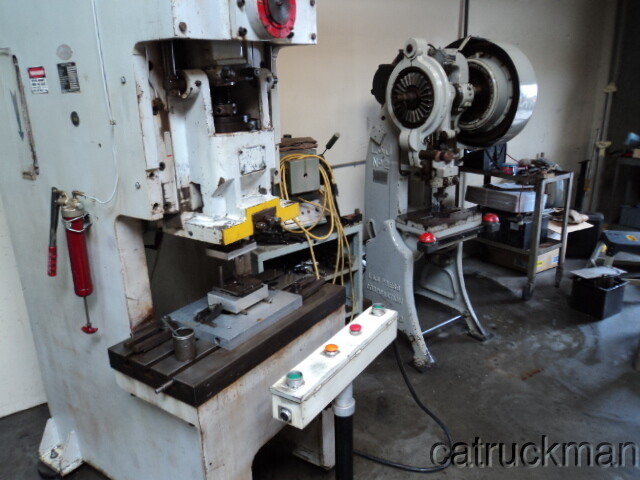Mark 45 Sutherland Punch Press Made by Hidaka 50 tons. 65 strokes/min
