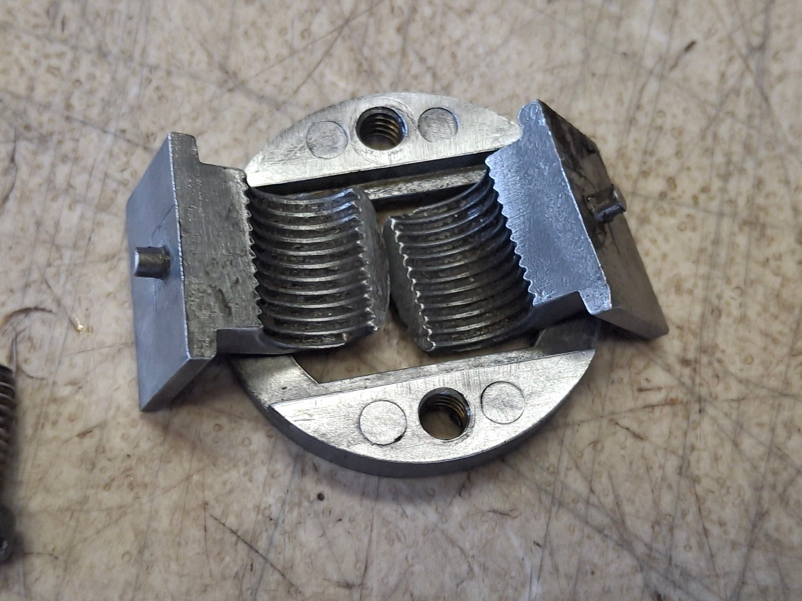 Vintage Atlas Craftsman 101 618 6″ Lathe Half Split Nut M6-12A
