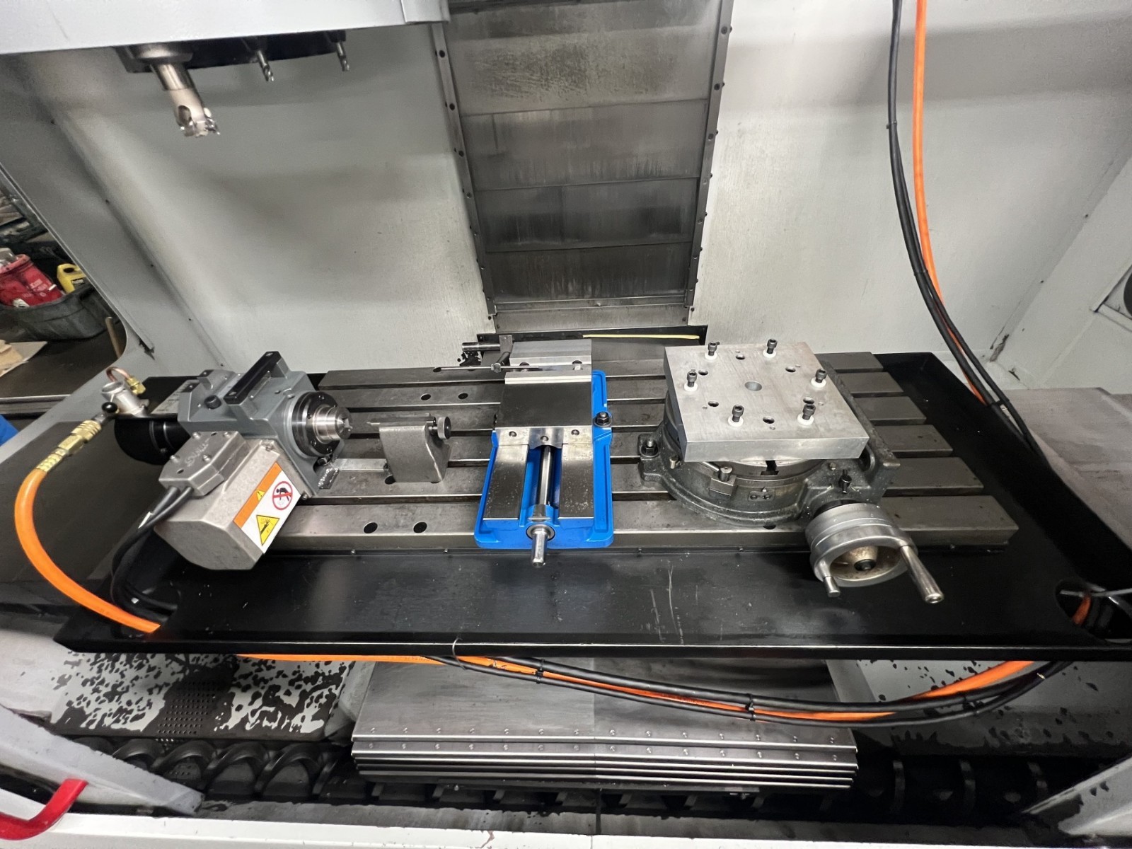 1996 Haas VF-3B CNC Vertical Machining Center | Geared Head | New Spindle 2018