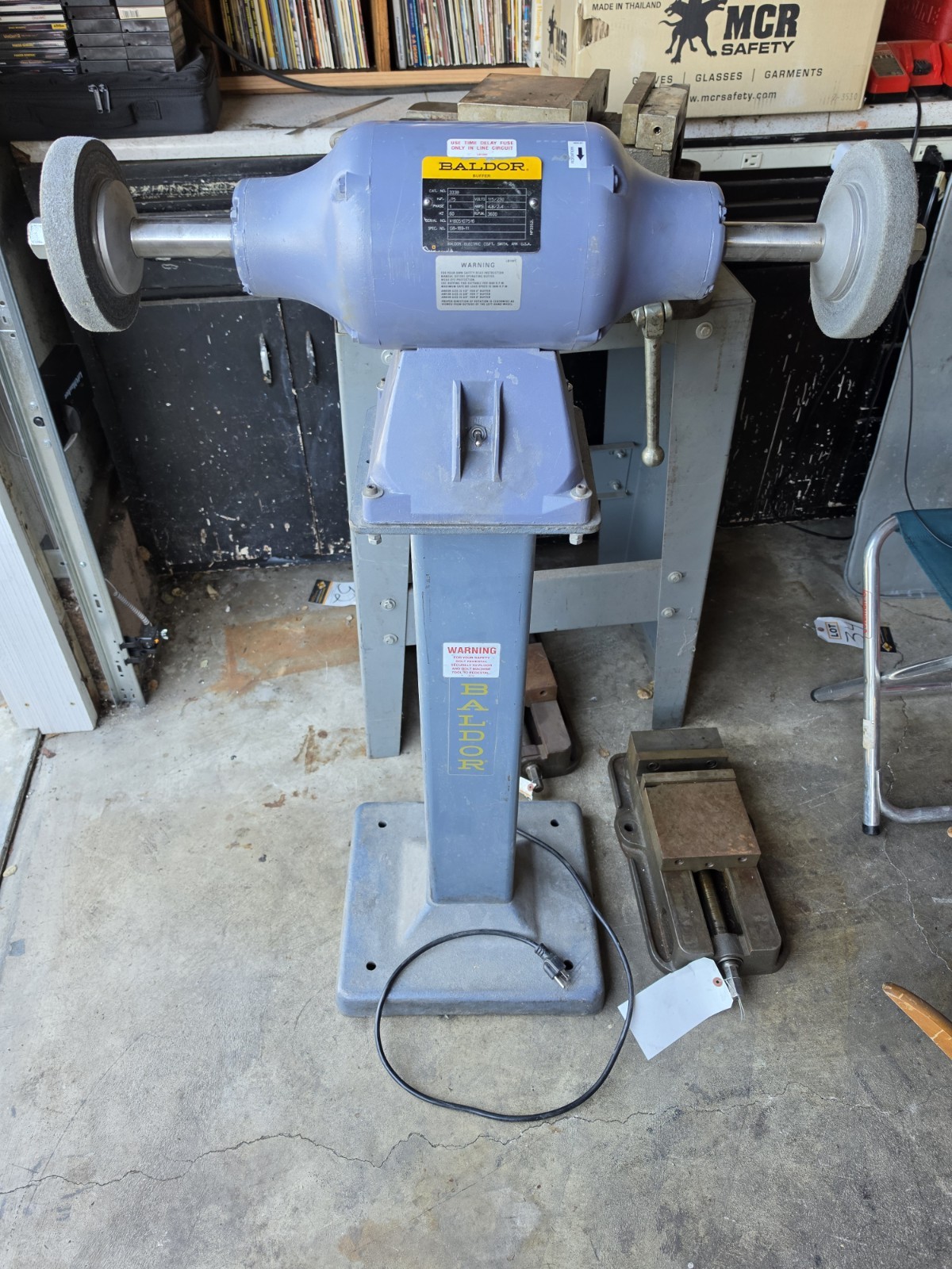 Baldor 333B Bench Grinder/Buffer w/ Stand 3/4HP 3600RPM Local Pickup