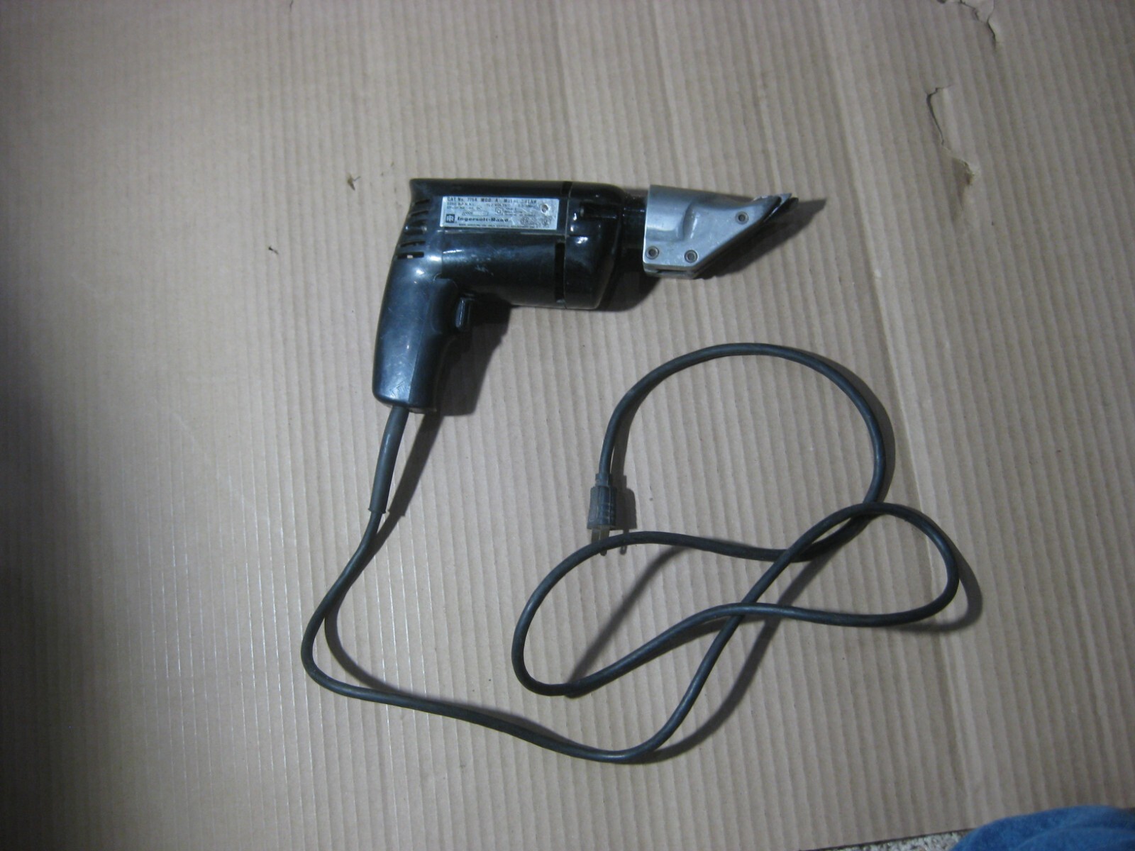 Ingersoll Rand Model 7754 Corded Electric Metal Shear – Good Condition