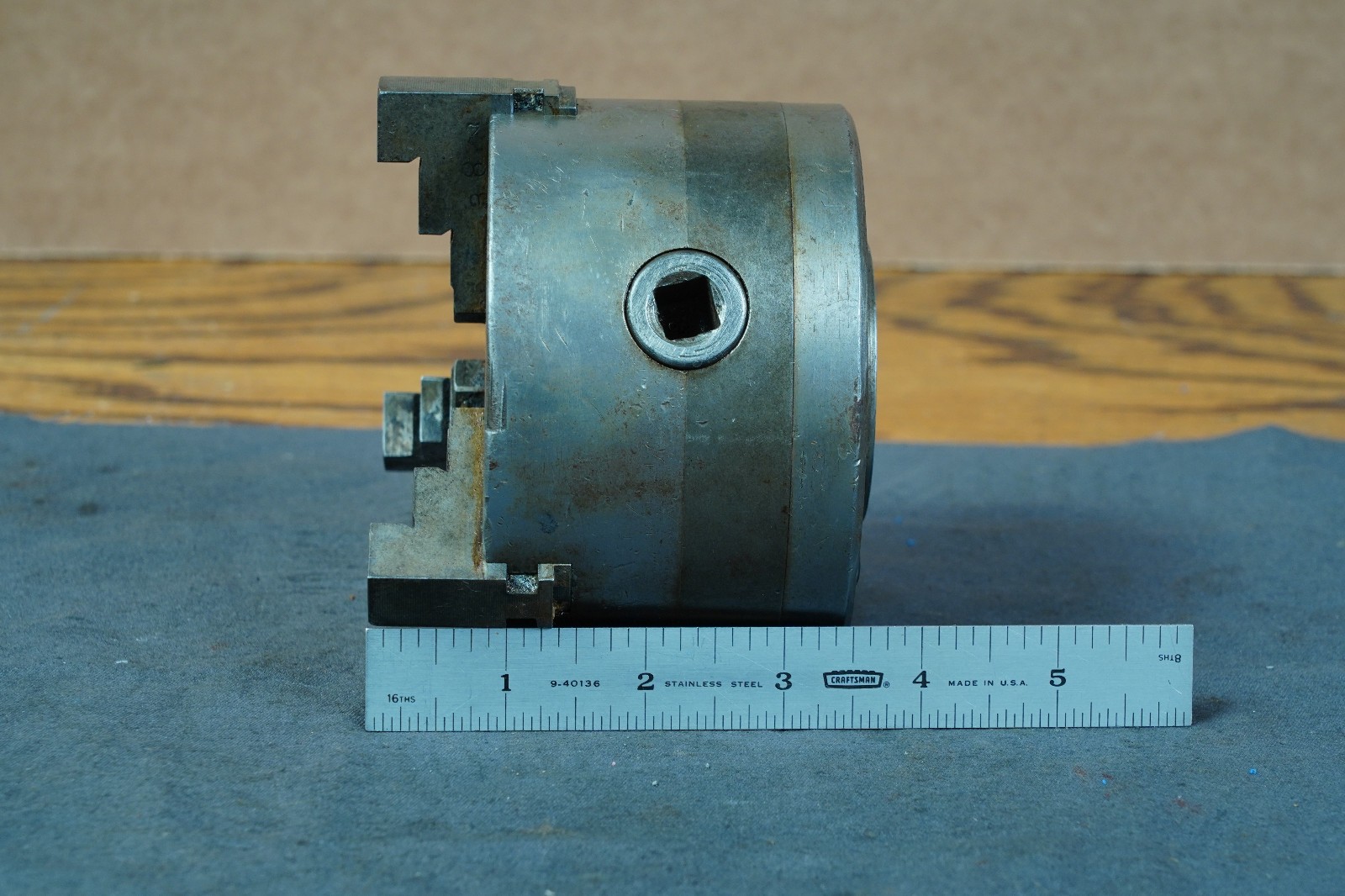 Cushman 4″ 3-jaw Metal Lathe Chuck with One Set of Jaws and Chuck Key