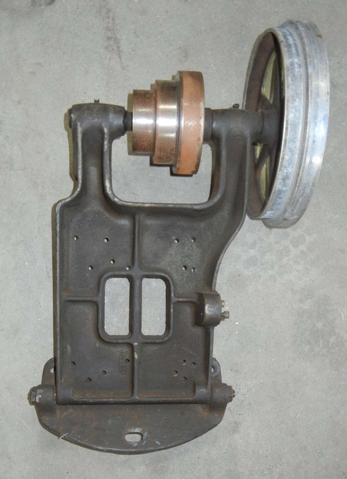 Rear drive brackets and pulleys for South Bend 9″ Lathe Counter shaft
