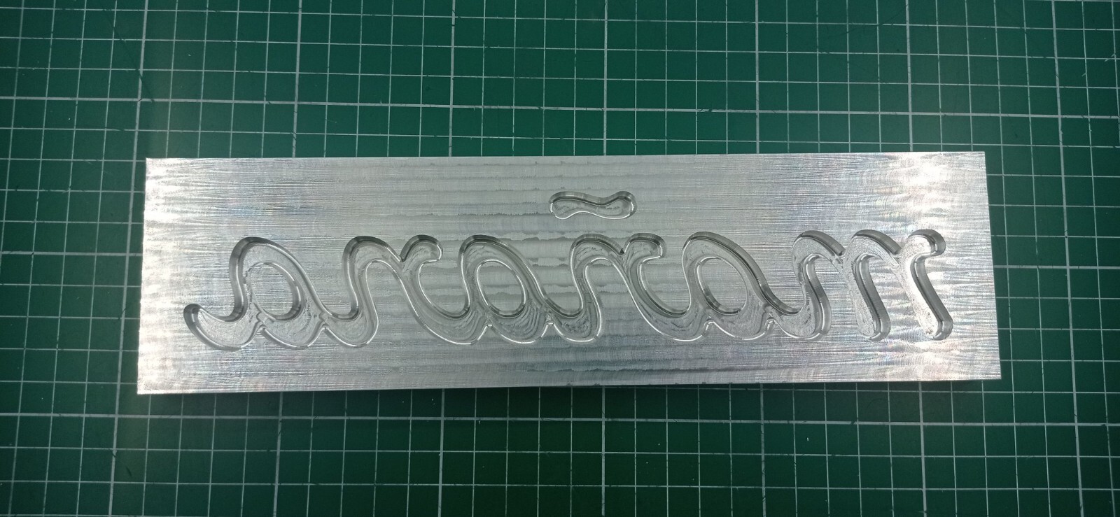 Custom mold building services, CNC machining services, CNC production of parts