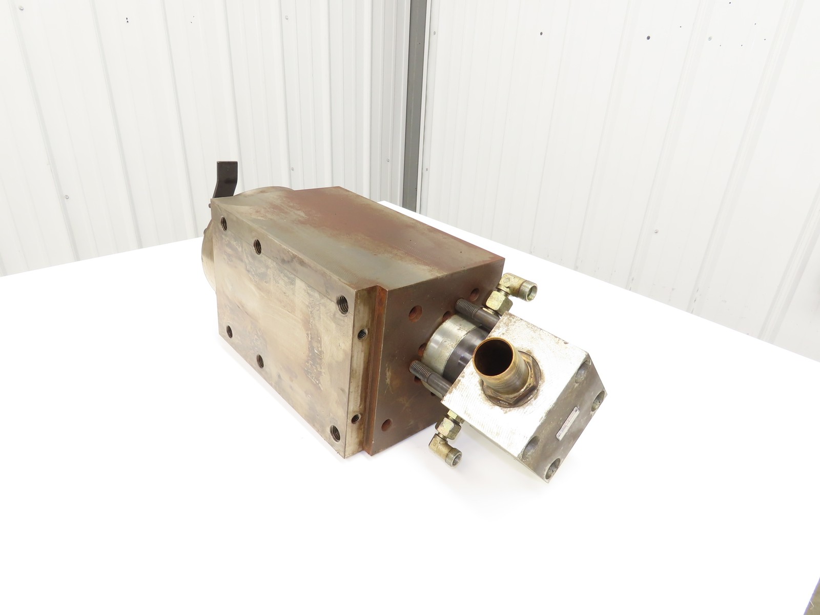 Amada Hydraulic Cylinder 200mm Stroke From 112 Ton Press Brake HFE 1000-35