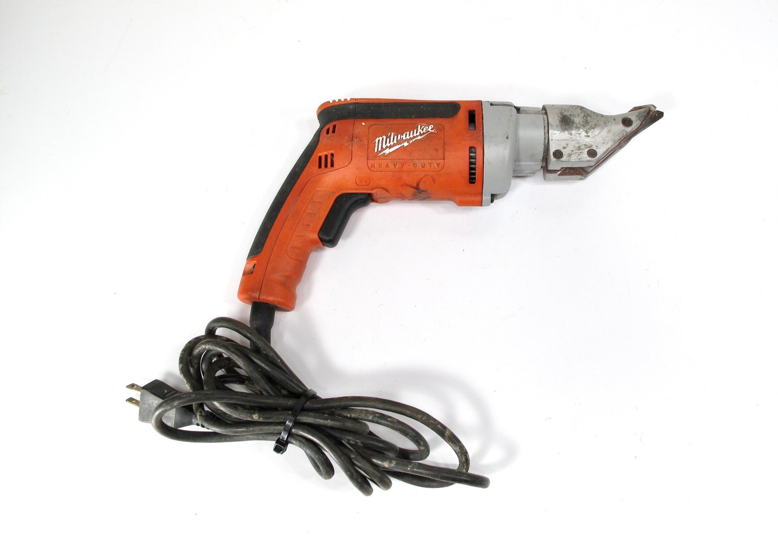 Milwaukee 6852-20 18-Gauge Double Insulated, 10′ Corded Shear 6.8A Motor