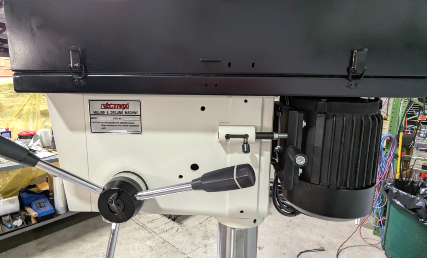 Vectrax 20" Variable Speed Drill Press 3MT 1HP 115V RF-19V *Scratch &a