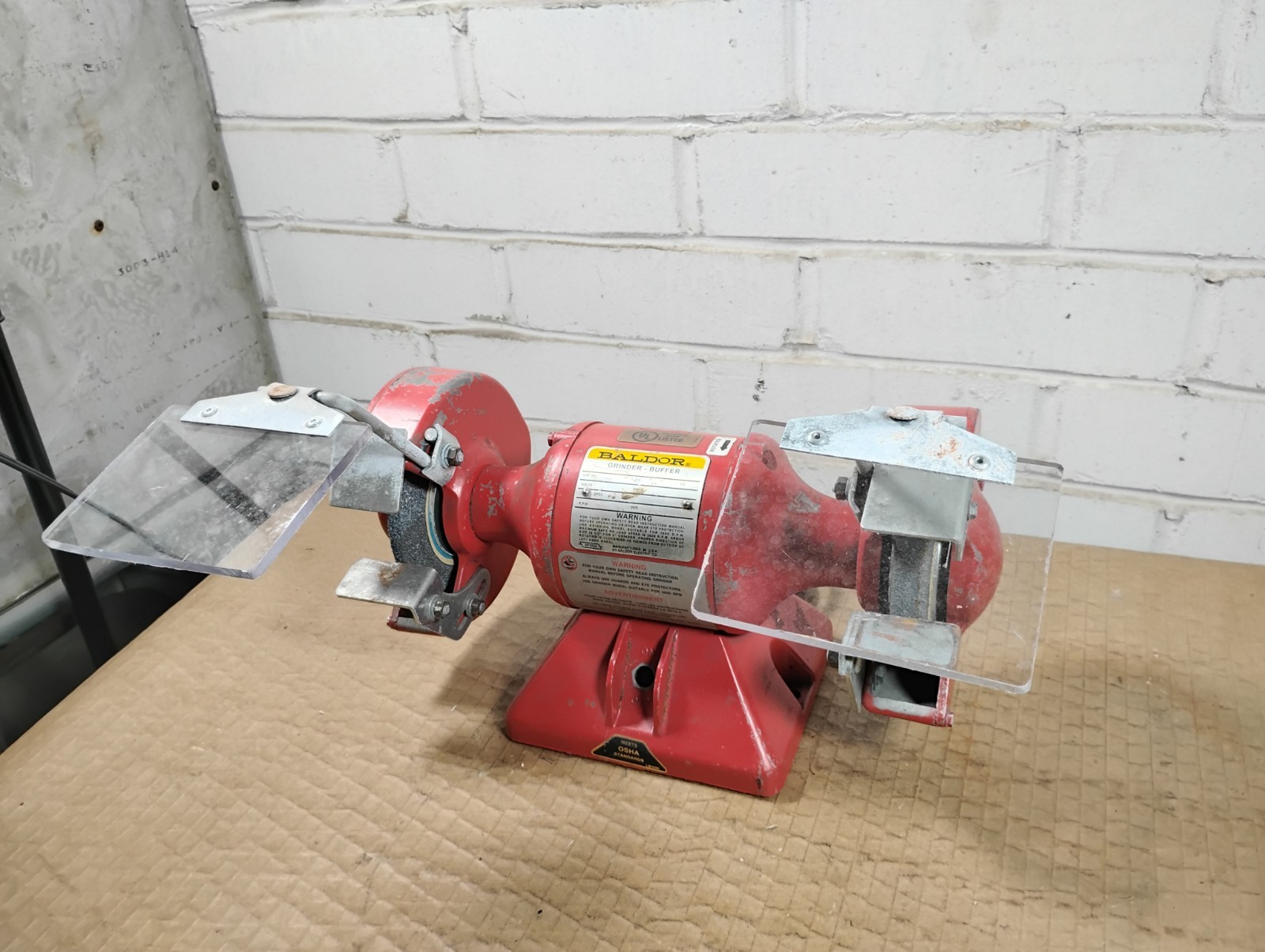 Baldor 612R – 6″ Grinder – Buffer 115V .33HP 3600rpm