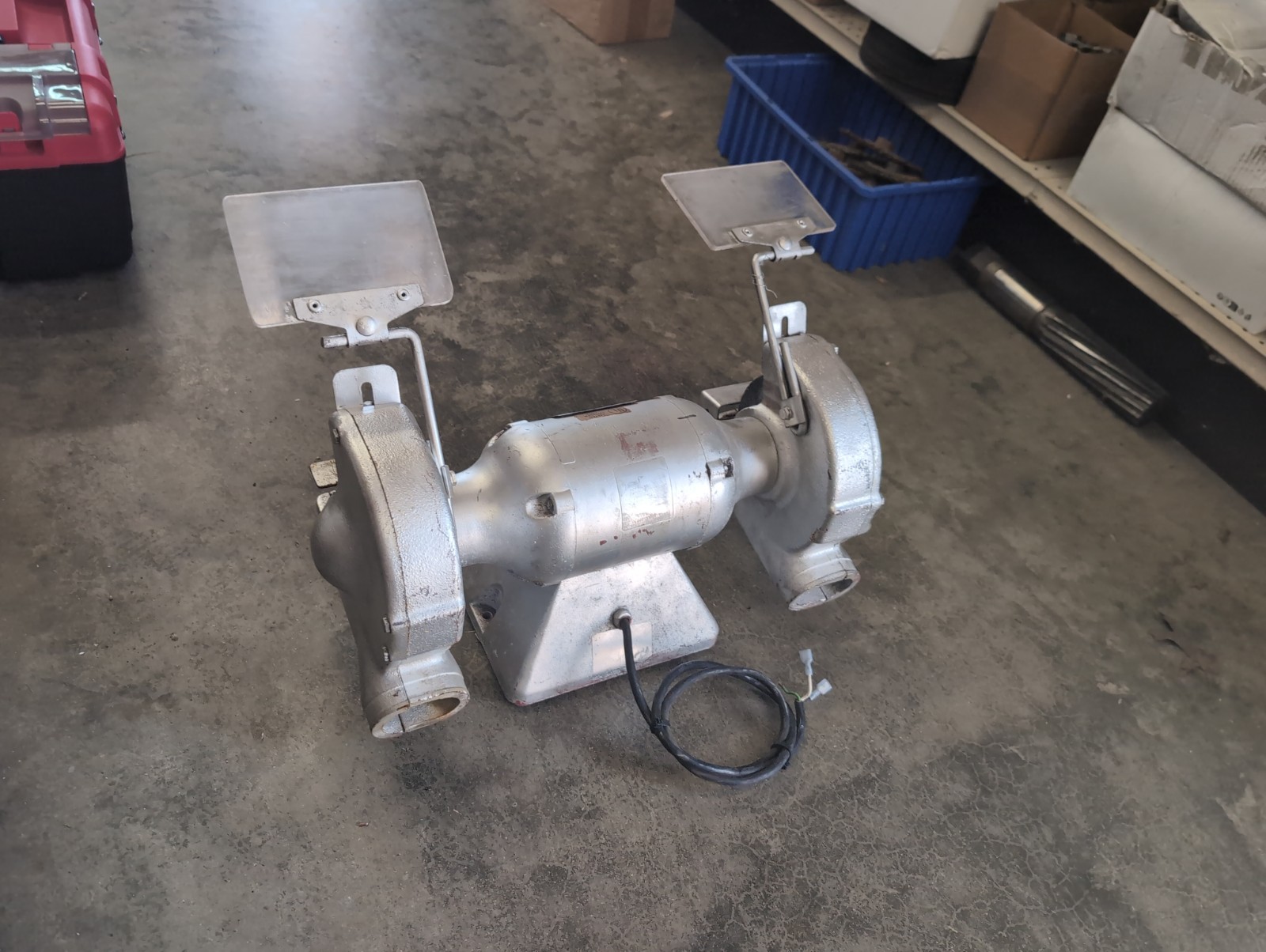 Baldor 7″ Bench Grinder- 762RE 1/2 H.P. 115V 3600 RPM