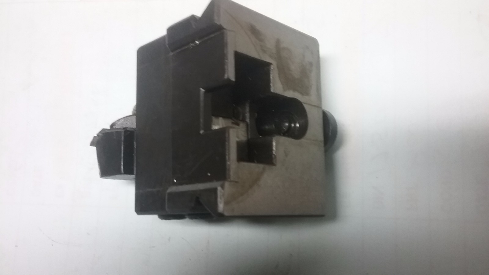 BROWN AND SHARPE AXIAL TOOL HEAD, CARBIDE INSERT HOLDER INCLUDED