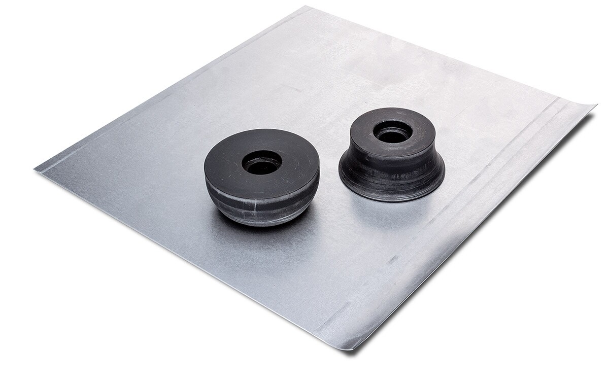 Eastwood 1-1/4 inch Radius Edge Motorized Bead Roller Spoiler Die Step Roll Kit