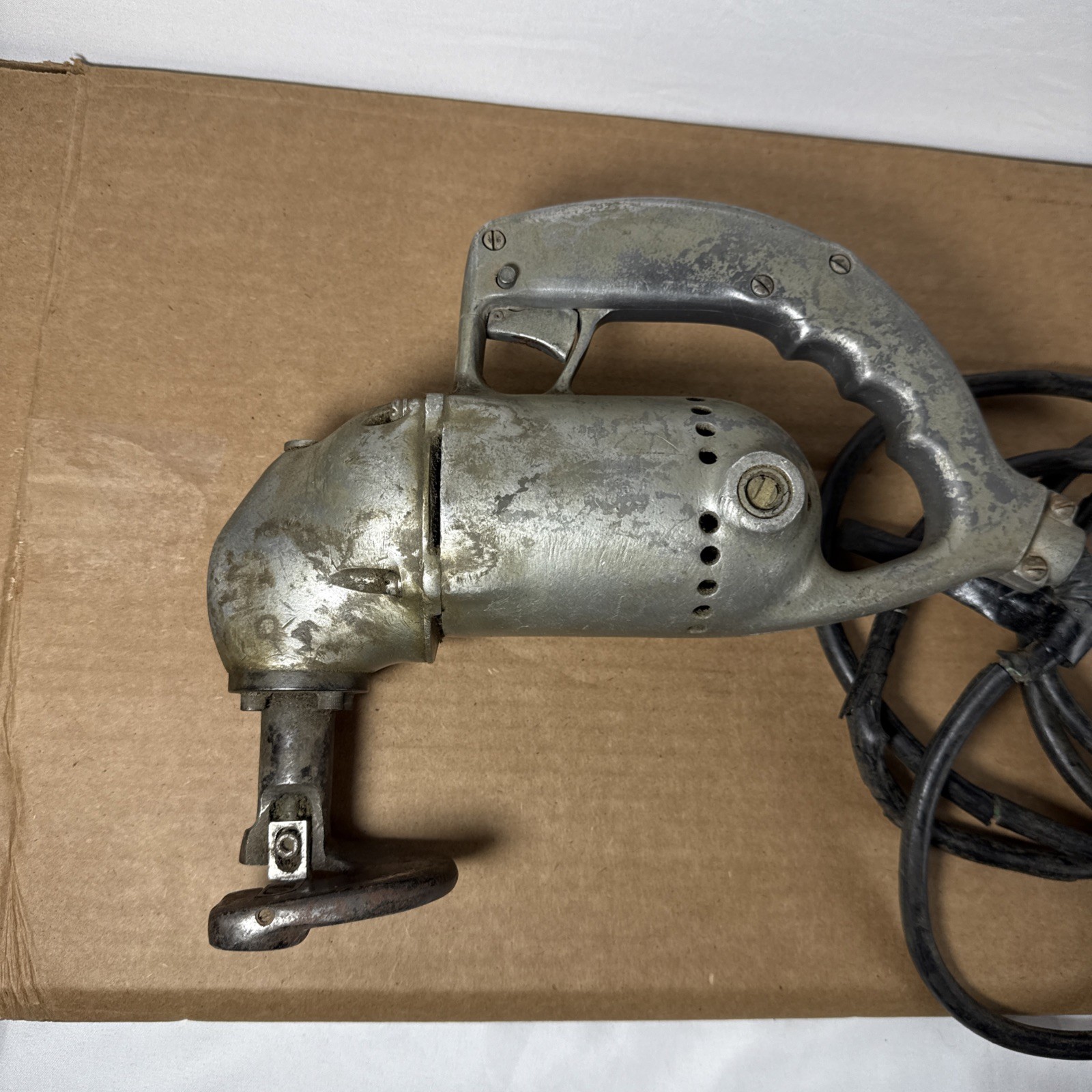 Black & Decker Vintage #16 GAGE PORTO-SHEAR MODEL # 259 MADE IN USA TESTED 2V