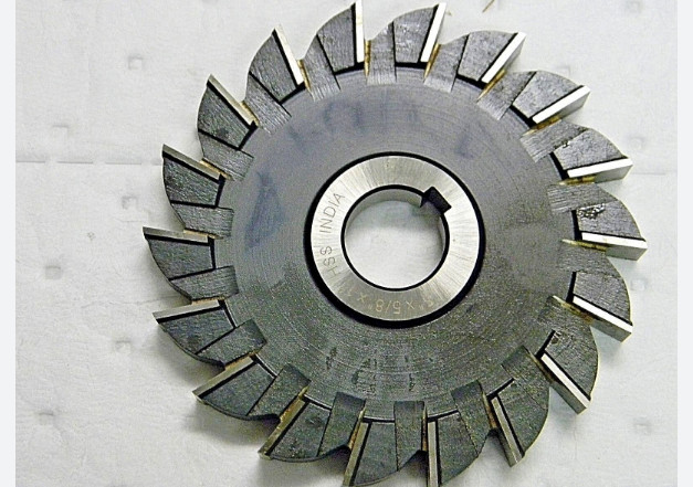 Interstate High Speed Steel HSS Straight Side Milling 5″ 18Teeth 03015401
