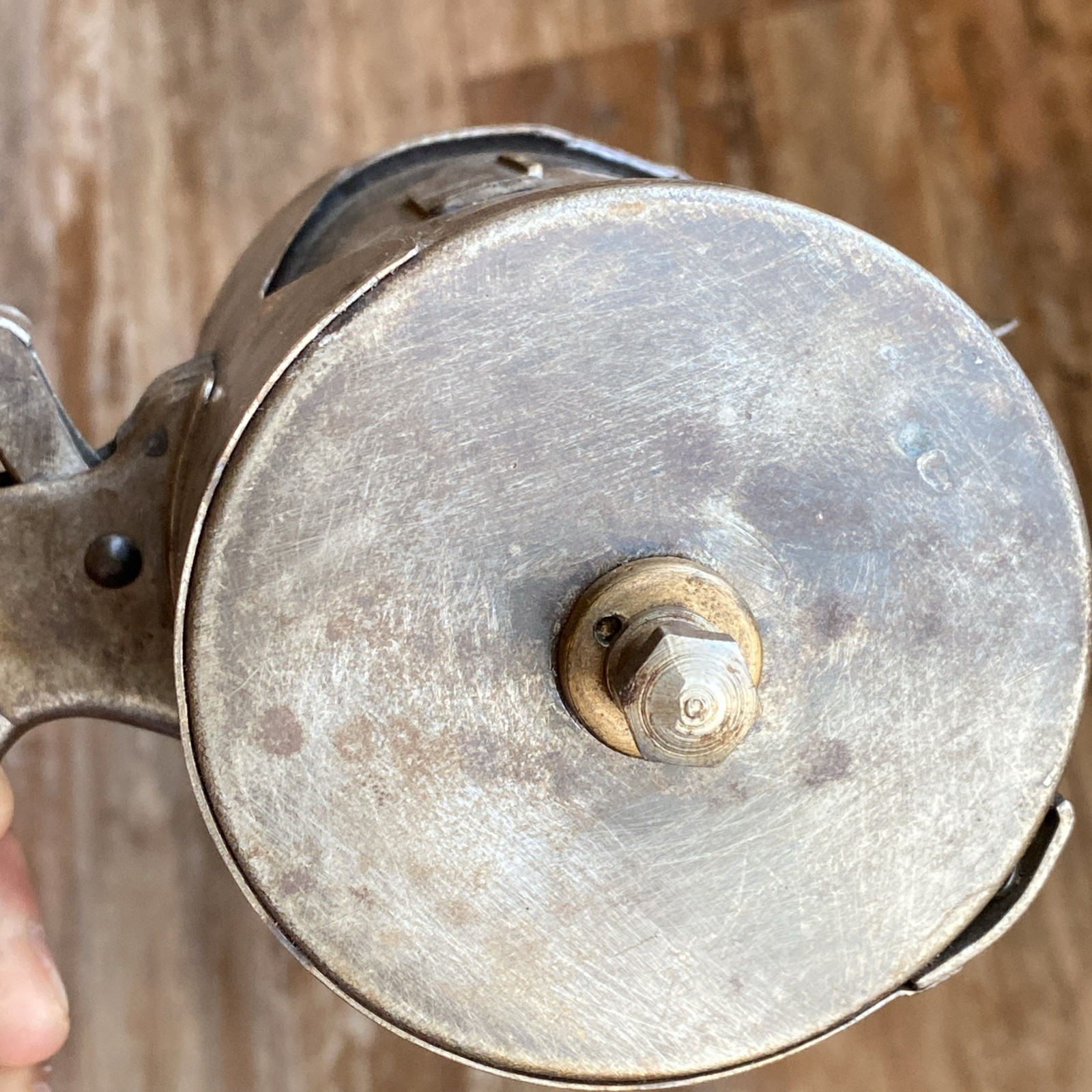 Vtg Hand Held Pistol Grip Thumb Close Tin Smith Roll Reel Feeder Dispenser
