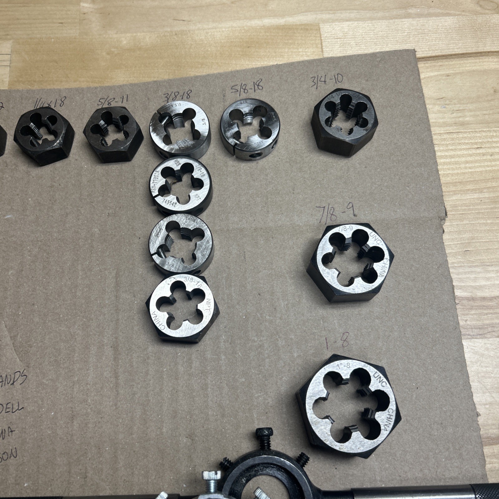 Widell/Hanson/China Die lots. Total of 37 pieces. See pictures for sizes