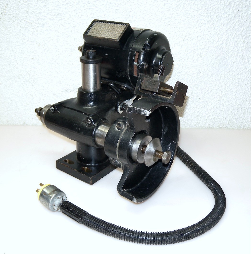DUMORE 57-011 TOOL POST GRINDER WITH DRESSER, 3/4 HP