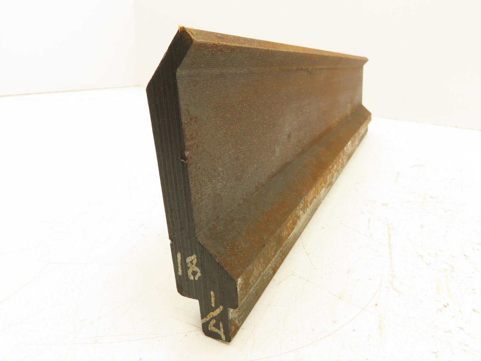 Press Brake Gooseneck Punch Die 18-1/4″ Long 90° V 1/4″ Finger 3-3/4″ H