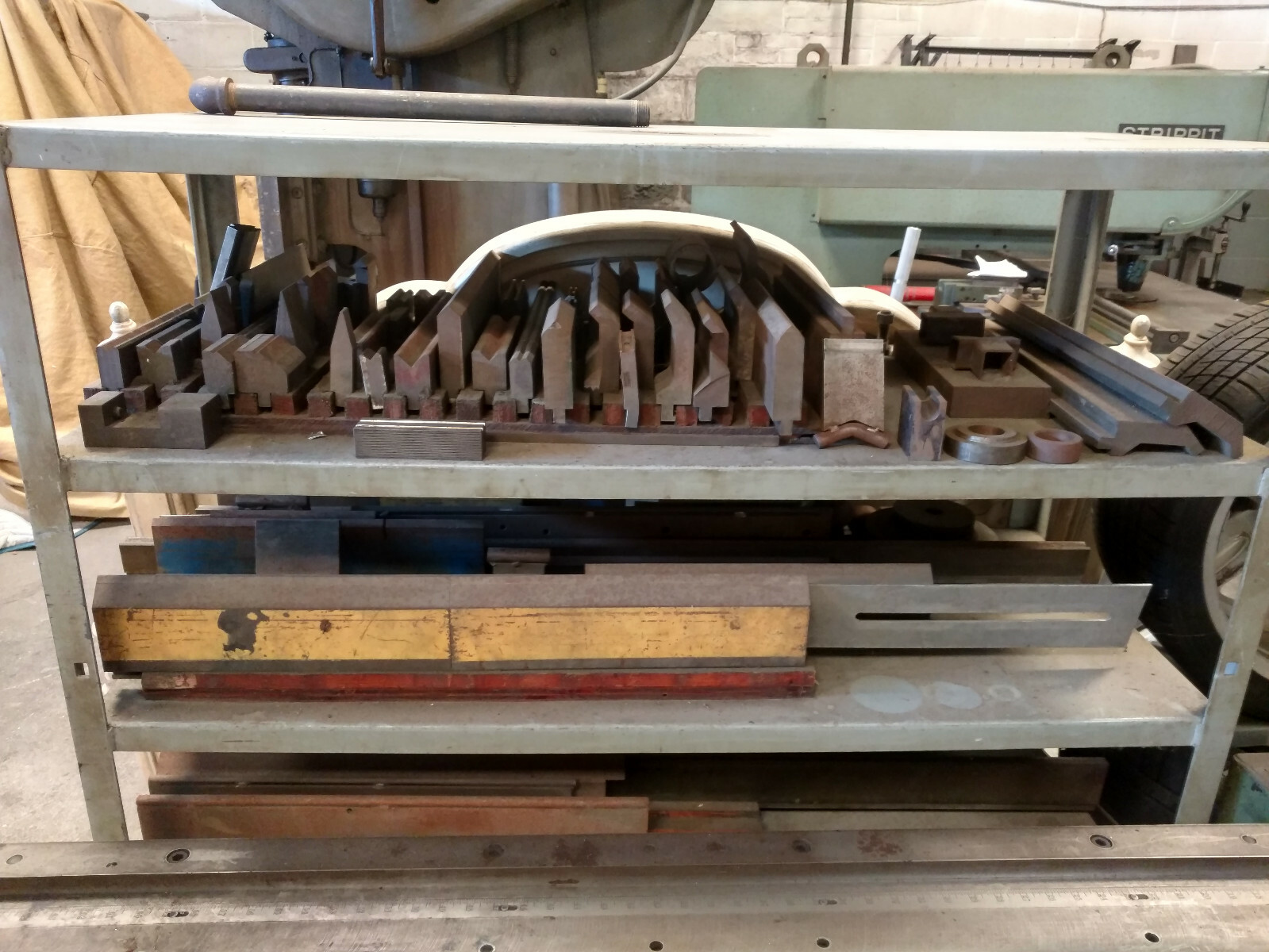 CHICAGO DREIS & KRUMP 68-B with A LOT of Tooling See Pix!!