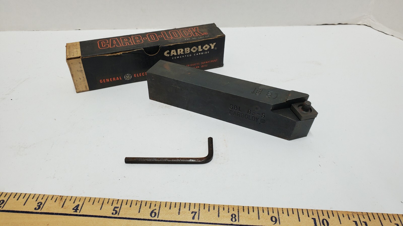 CARBOLOY CARB-O-LOCK SDL 85-5 TOOL HOLDER WITH CARBIDE INSERT, TURNING, LATHE