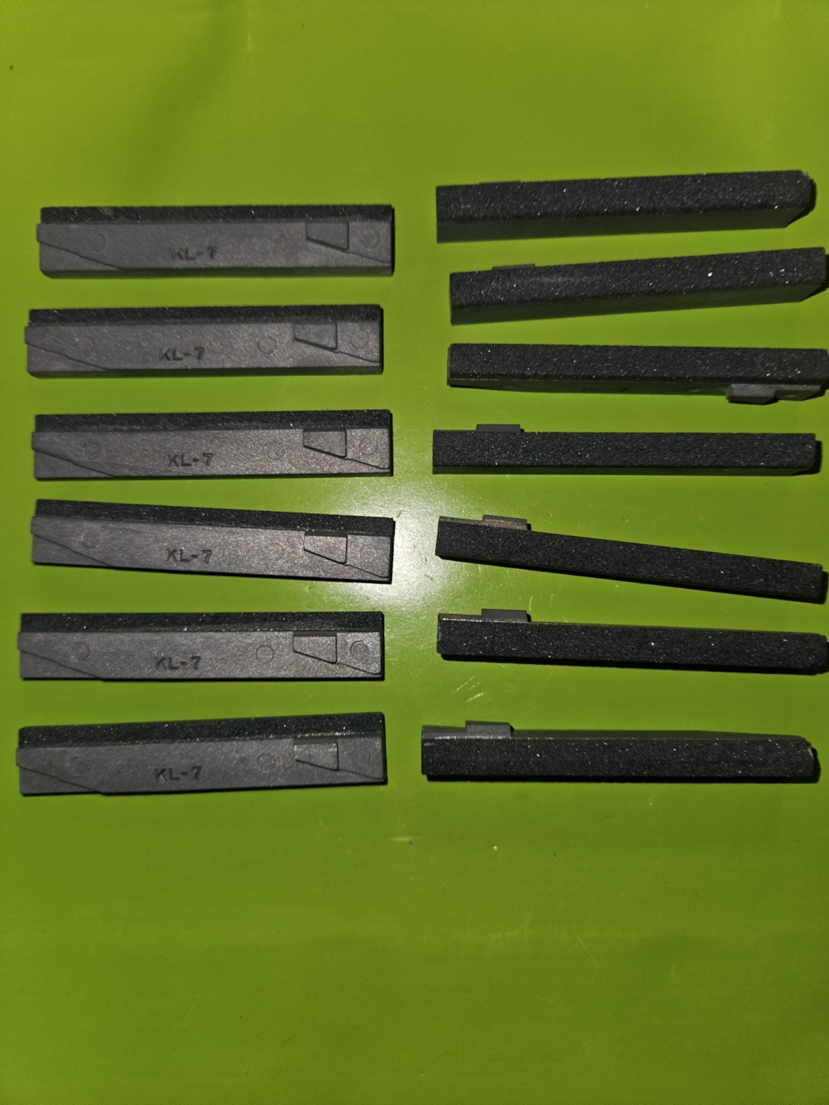 (13) Sunnen KL-7 Precision Graded Honing Stones. Ships Fast