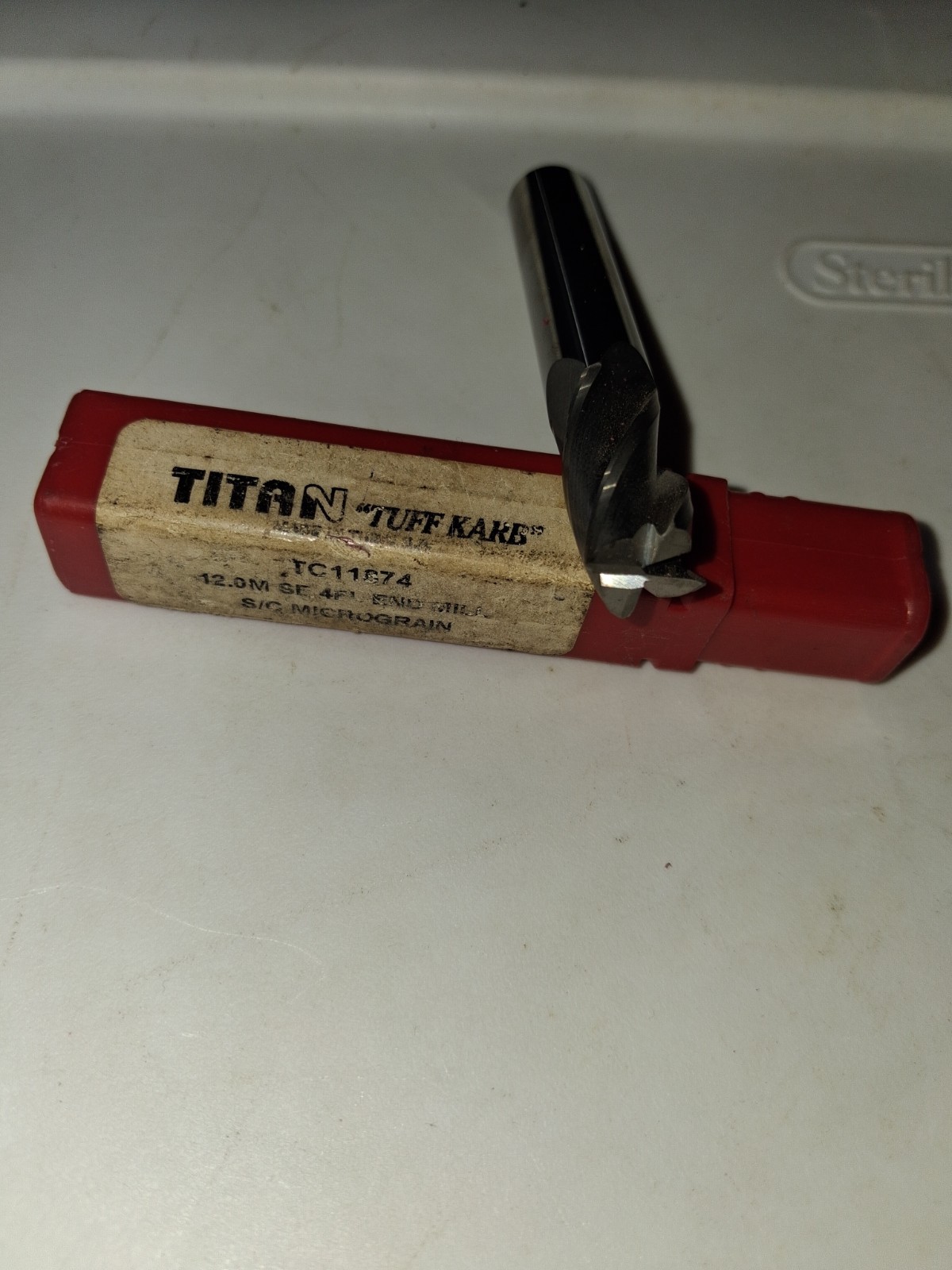 The Titan 11874 is a heavy-duty, carbide general-purpose square end mill