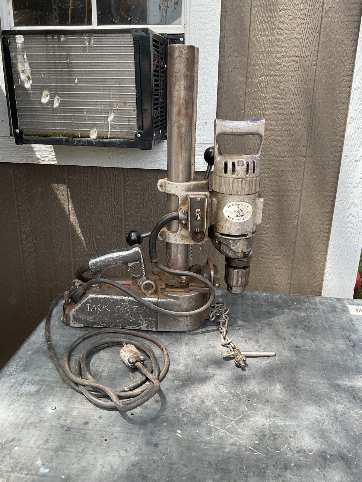 Black & Decker 3/4″ Magnetic Drill Press 1551, Type 1, 375rpm Works