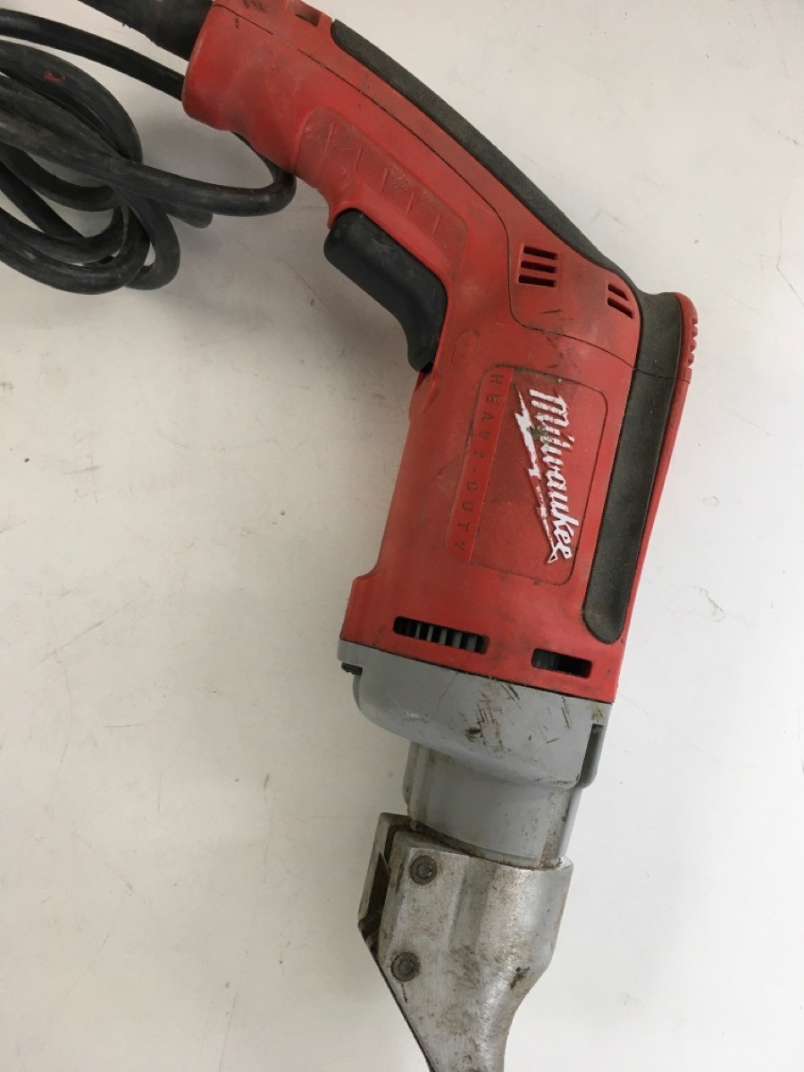 Milwaukee 6852-20 Corded Electric 6.8 Amp 18-Gauge Shear – Tool Only (P24035067)