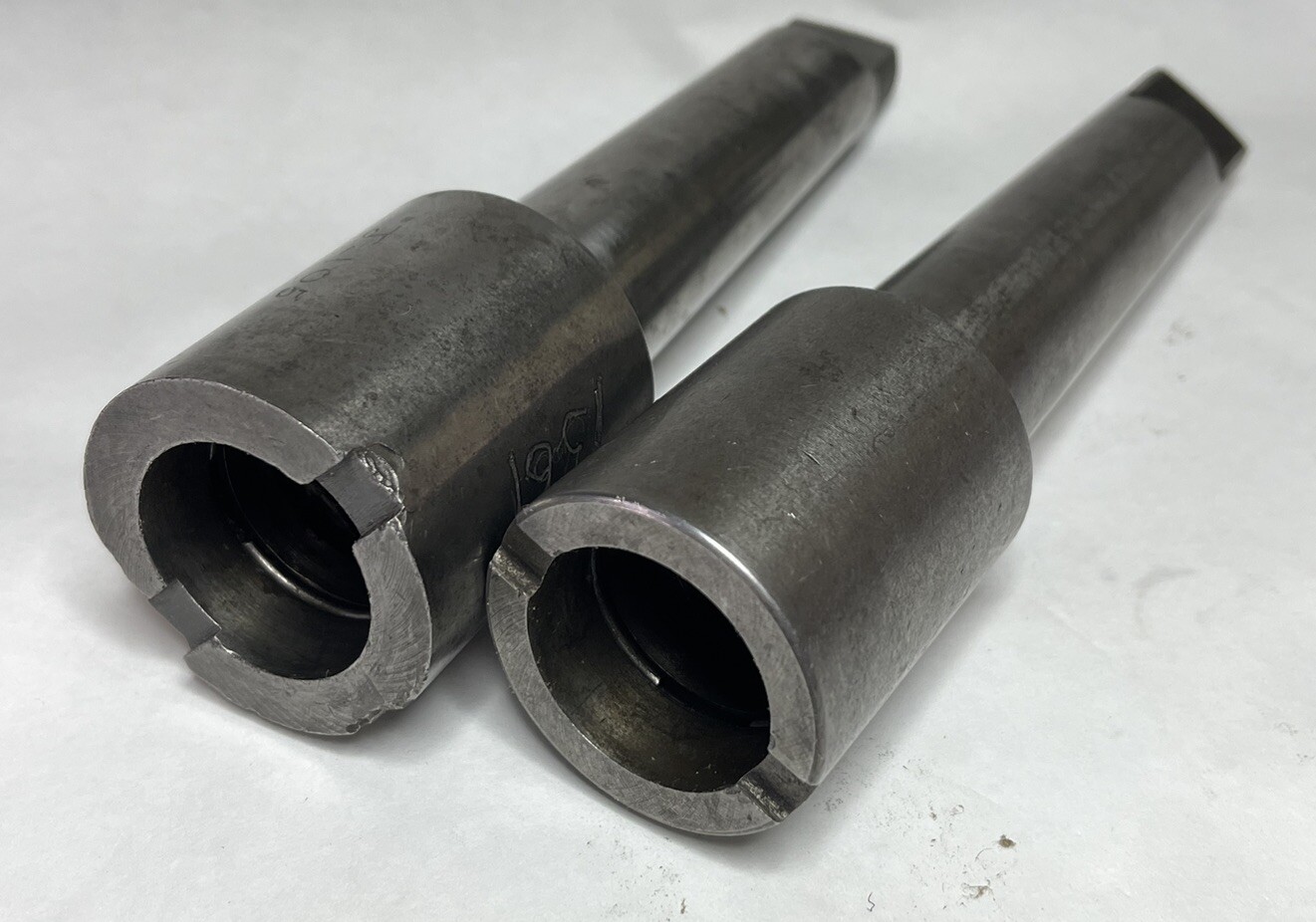 Lot Of Two Unbranded MT4 Morse Taper 4 Tool Drivers 1” HEX (24AU2)
