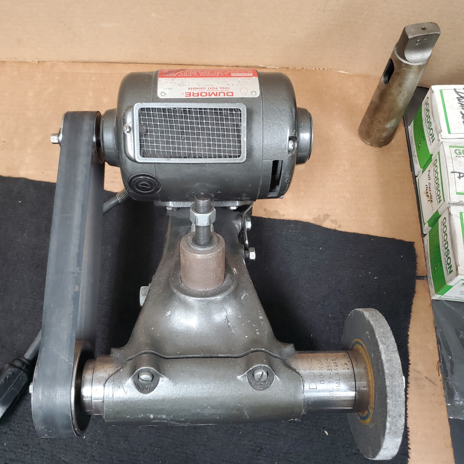 Dumore Tool Post Grinder With Case and grinding wheels