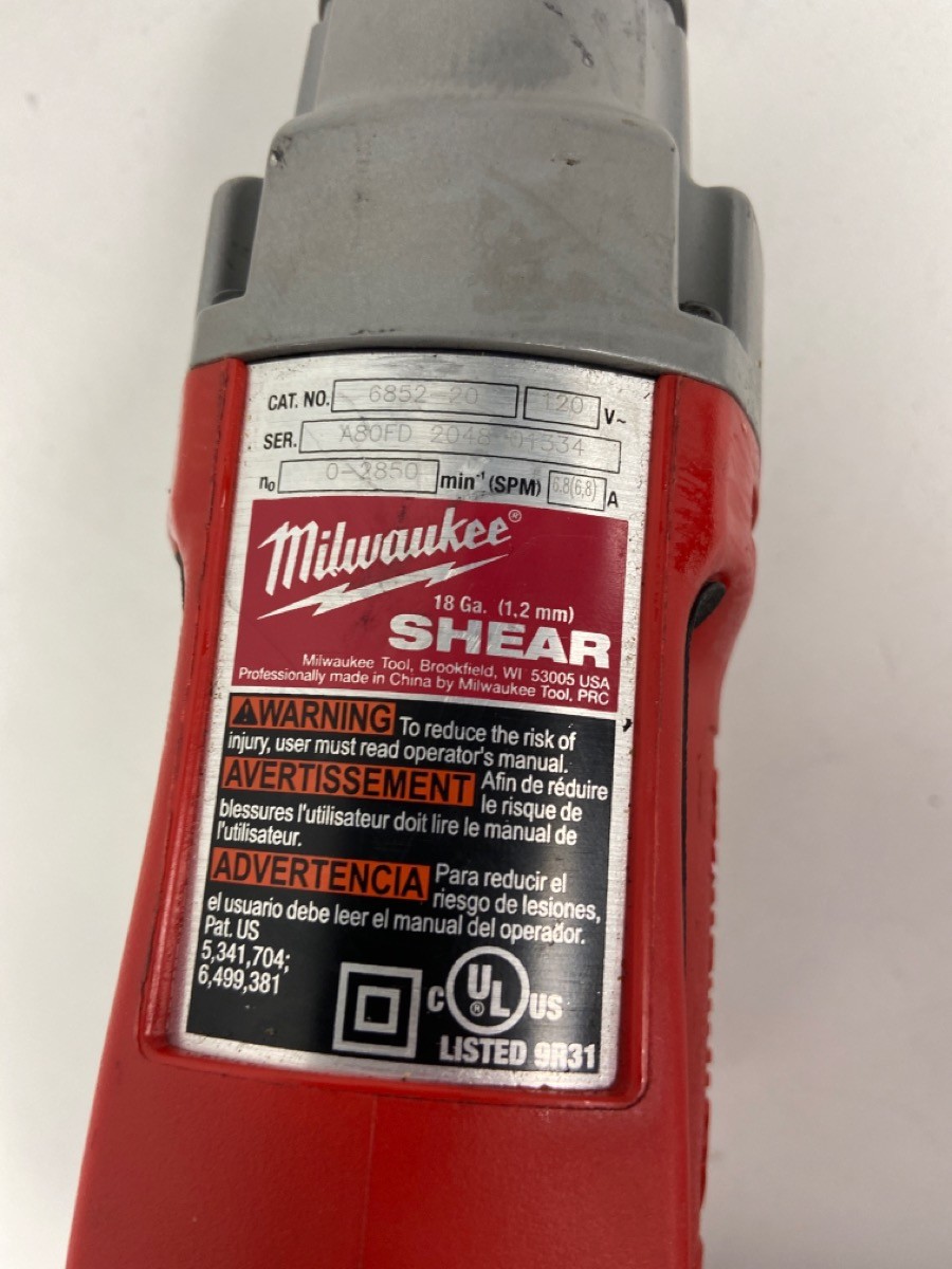 MILWAUKEE TOOLS 6852-20 (P04023325)
